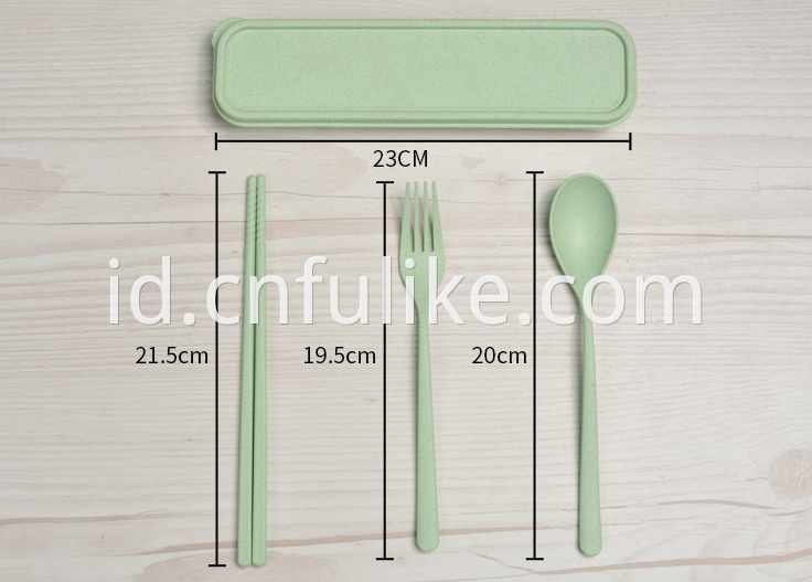 Green Plastic Tableware